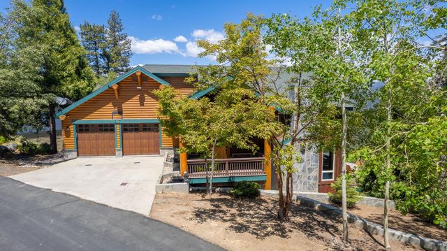 42555 Canyon Vista Lane, Shaver Lake, CA 93664