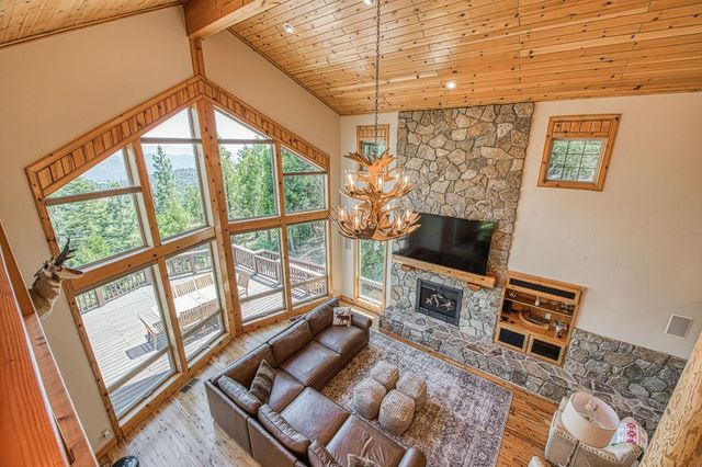 42555 Canyon Vista Lane, Shaver Lake, CA 93664