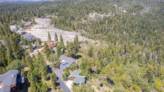 42555 Canyon Vista Lane, Shaver Lake, CA 93664