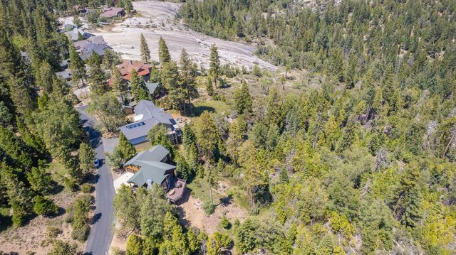 42555 Canyon Vista Lane, Shaver Lake, CA 93664