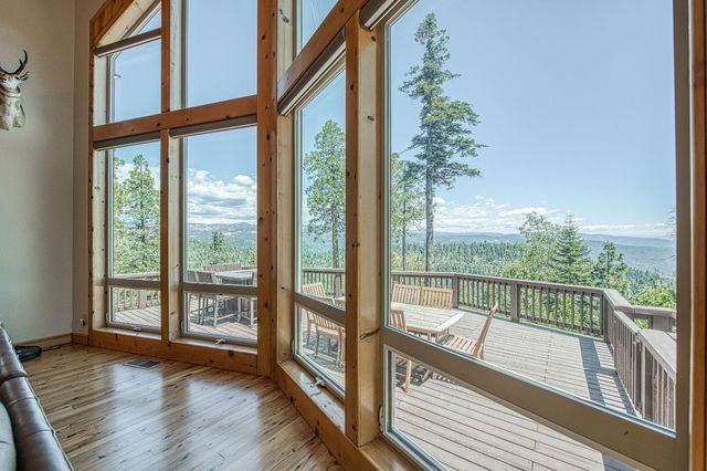 42555 Canyon Vista Lane, Shaver Lake, CA 93664