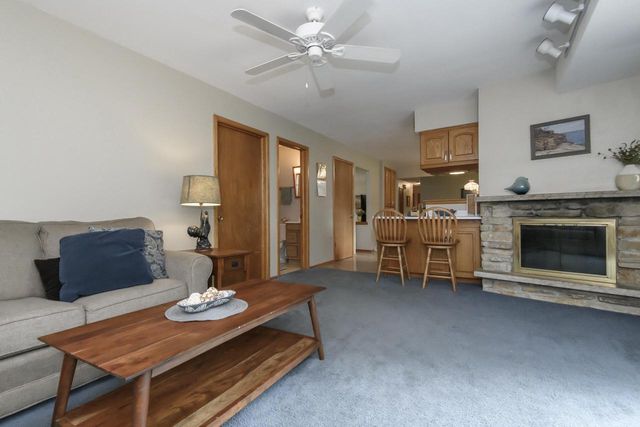 4695 Wessex DRIVE, Brookfield, WI 53045