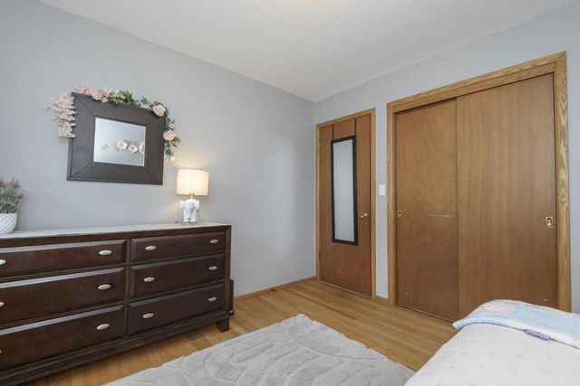 4695 Wessex DRIVE, Brookfield, WI 53045