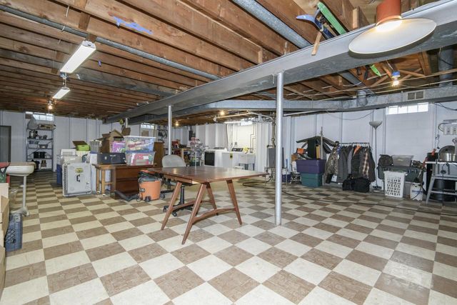 4695 Wessex DRIVE, Brookfield, WI 53045