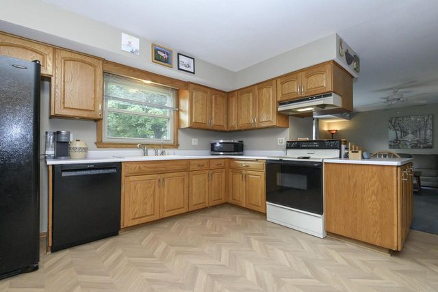 4695 Wessex DRIVE, Brookfield, WI 53045