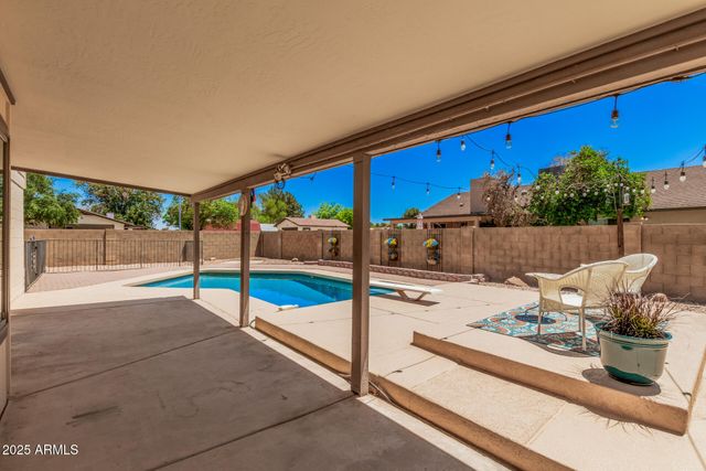 6101 W SUNNYSIDE Drive, Glendale, AZ 85304