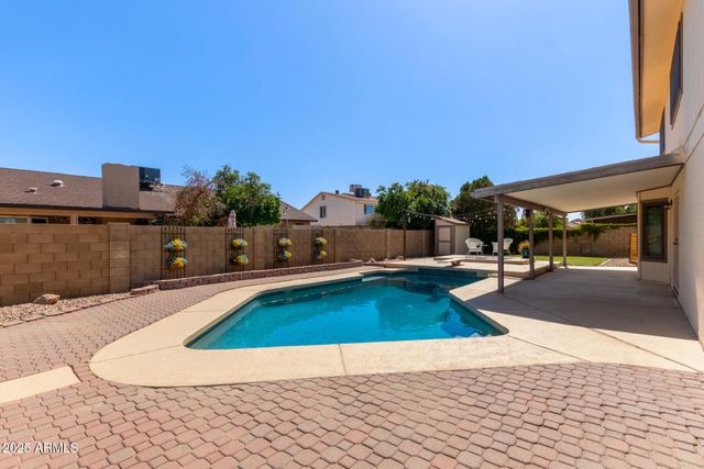 6101 W SUNNYSIDE Drive, Glendale, AZ 85304