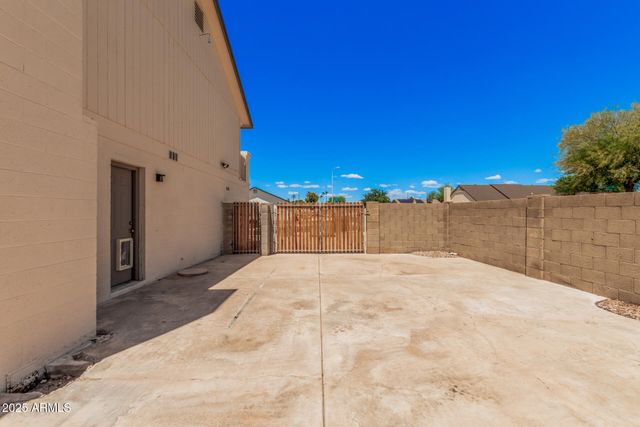 6101 W SUNNYSIDE Drive, Glendale, AZ 85304
