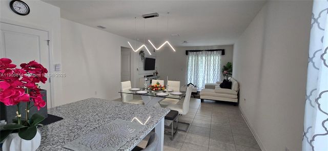 5539 Maddie Dr, Davenport, FL 33837