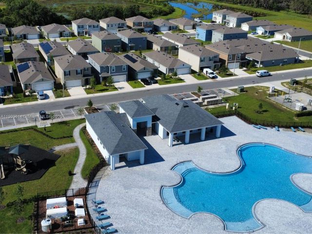 5539 Maddie Dr, Davenport, FL 33837