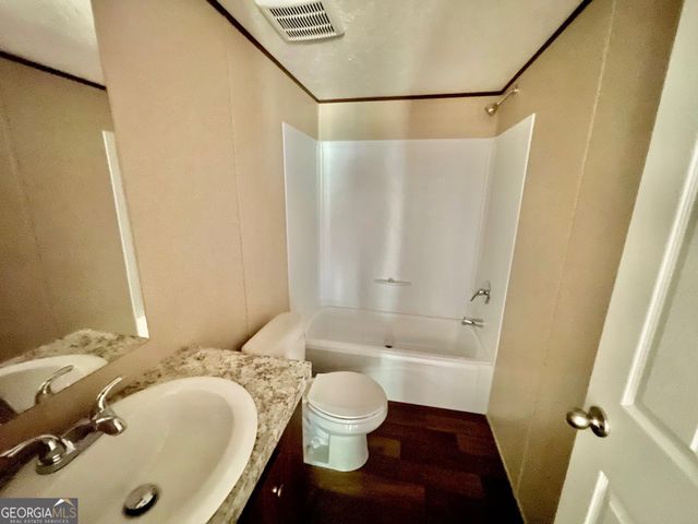 197 BEAR CREEK Road, Eatonton, GA 31024