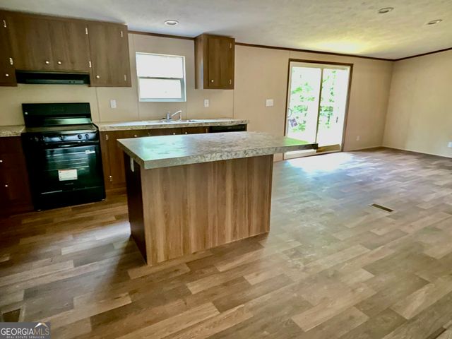 197 BEAR CREEK Road, Eatonton, GA 31024