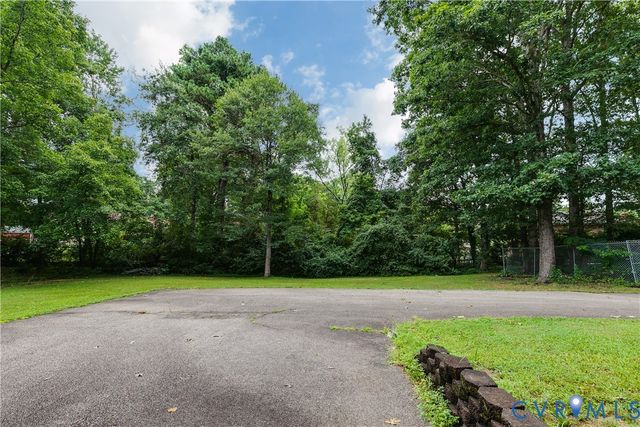 3924 Belspring Rd, Chester, VA 23831