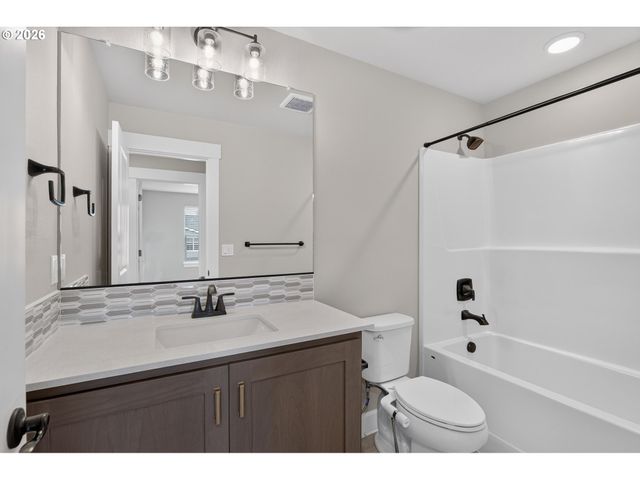 7306 Nw IMOGENE Ter, Portland, OR 97229