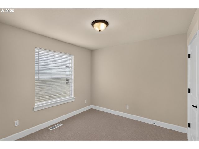7306 Nw IMOGENE Ter, Portland, OR 97229