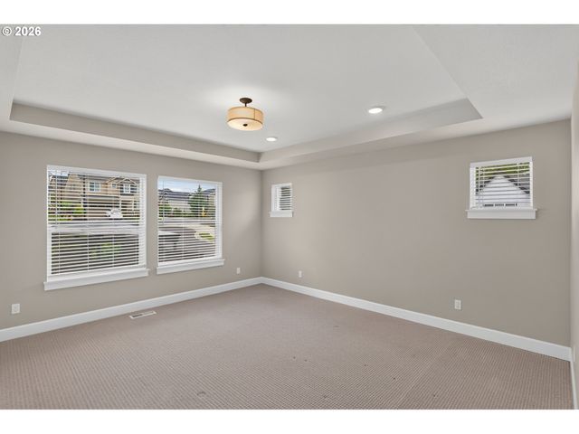 7306 Nw IMOGENE Ter, Portland, OR 97229