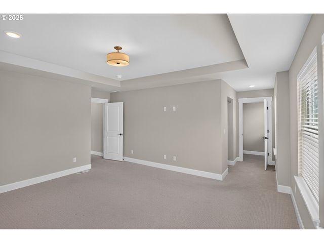 7306 Nw IMOGENE Ter, Portland, OR 97229