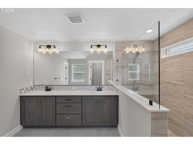 7306 Nw IMOGENE Ter, Portland, OR 97229
