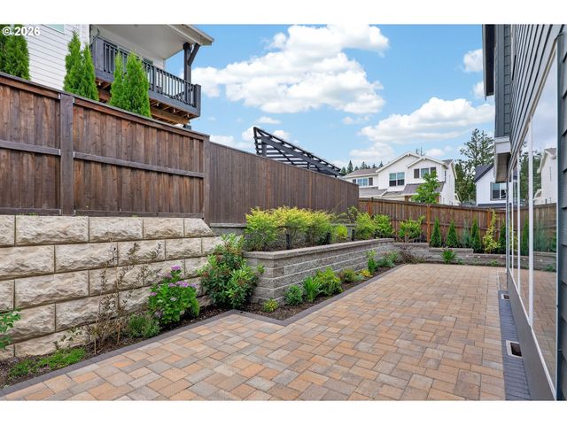 7306 Nw IMOGENE Ter, Portland, OR 97229