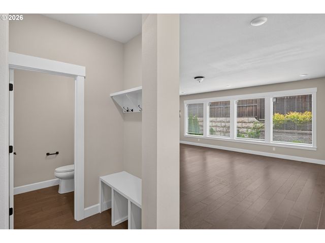 7306 Nw IMOGENE Ter, Portland, OR 97229