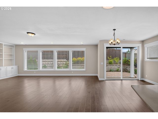 7306 Nw IMOGENE Ter, Portland, OR 97229