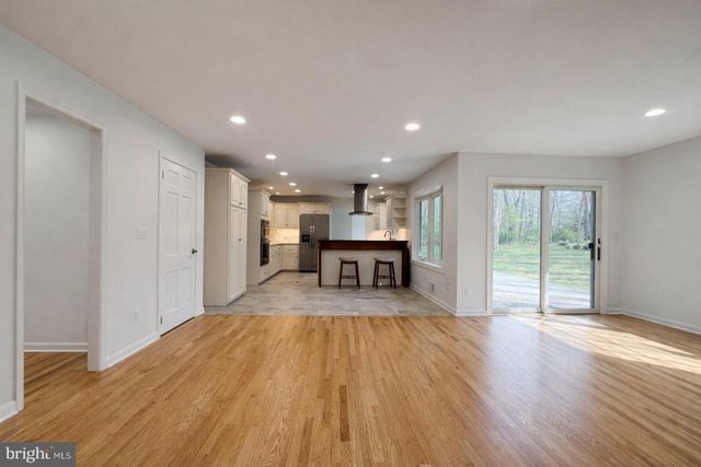 26 HONEY BROOK DR, Princeton, NJ 08540