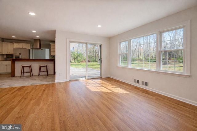 26 HONEY BROOK DR, Princeton, NJ 08540