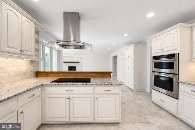 26 HONEY BROOK DR, Princeton, NJ 08540