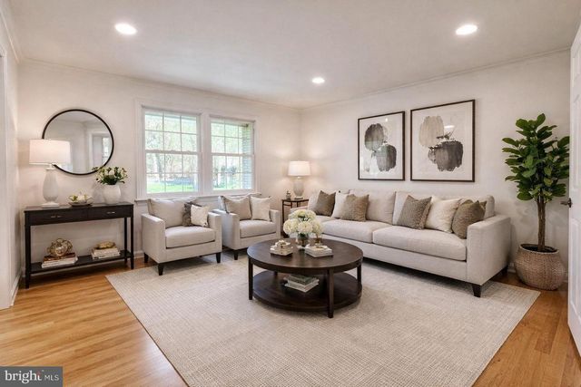 26 HONEY BROOK DR, Princeton, NJ 08540