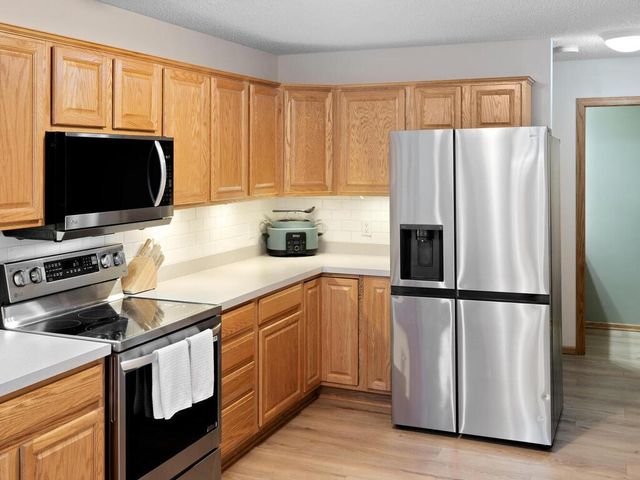 17090 Eastwood Avenue 104, Farmington, MN 55024