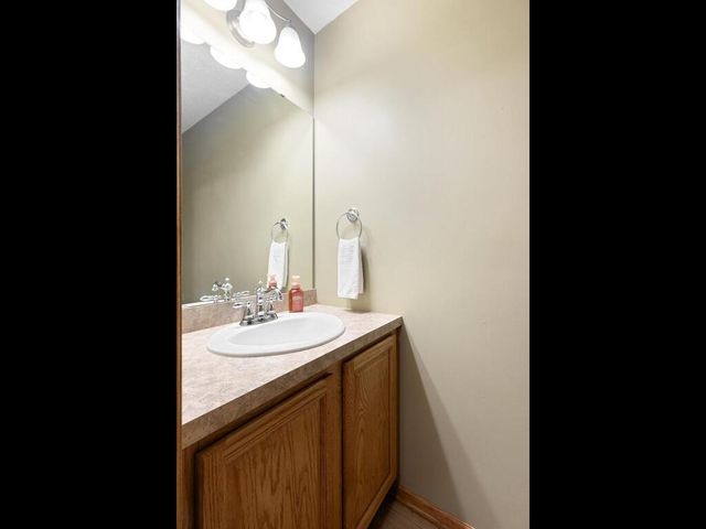 17090 Eastwood Avenue 104, Farmington, MN 55024