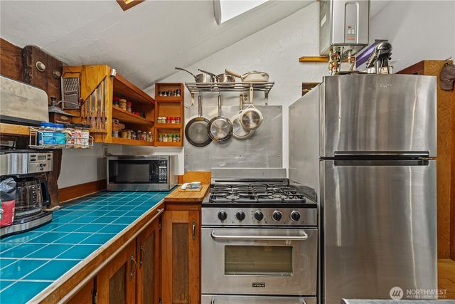 42169 Cedar Street, Concrete, WA 98237