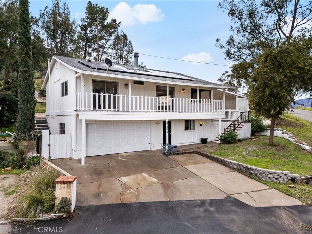 Image 40 of property listing at 16550 Arnold Avenue, Lake Elsinore, CA 92530