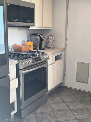 45116 Camolin, Lancaster, CA 93534