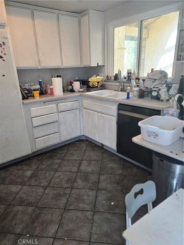 45116 Camolin, Lancaster, CA 93534