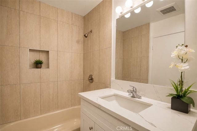 855 Victor Avenue 217, Inglewood, CA 90302