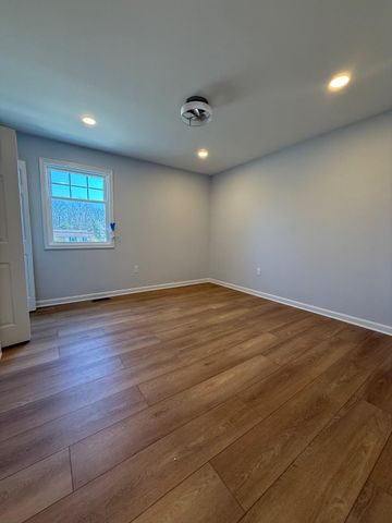 192 HICKORY POINT RD, Pasadena, MD 21122
