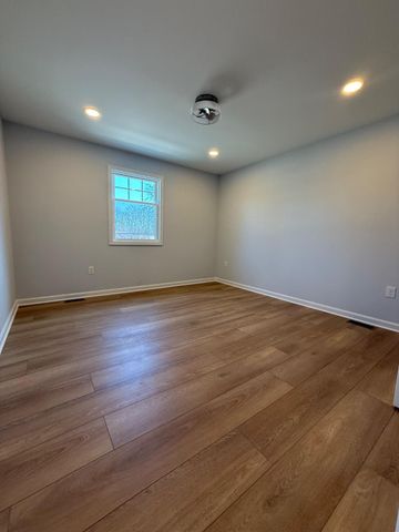 192 HICKORY POINT RD, Pasadena, MD 21122