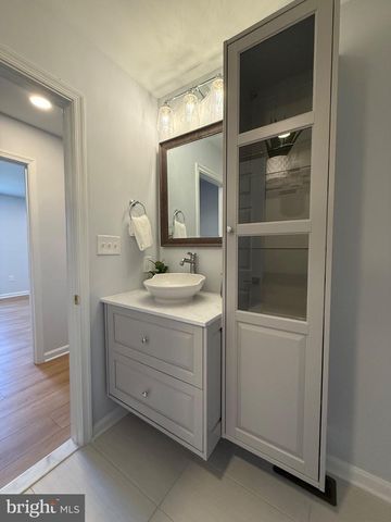 192 HICKORY POINT RD, Pasadena, MD 21122