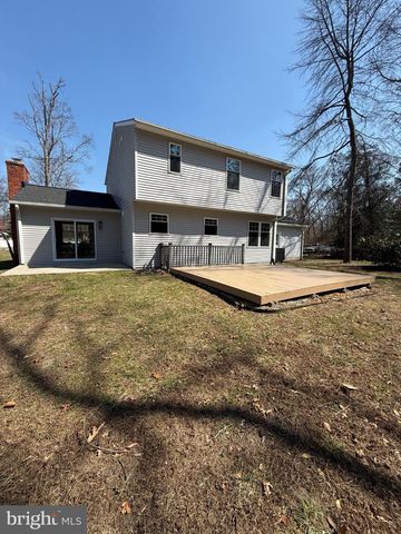 192 HICKORY POINT RD, Pasadena, MD 21122