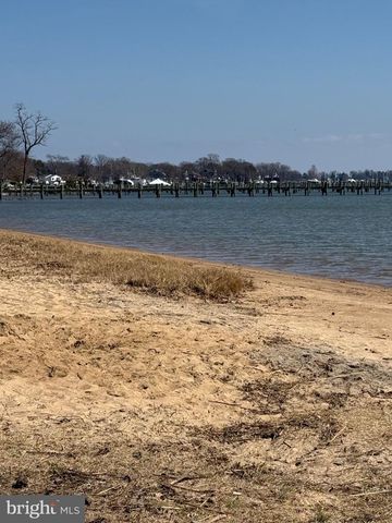 192 HICKORY POINT RD, Pasadena, MD 21122