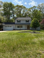 192 HICKORY POINT RD, Pasadena, MD 21122