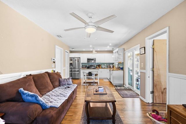 7140 NW 10th Court, Plantation, FL 33313