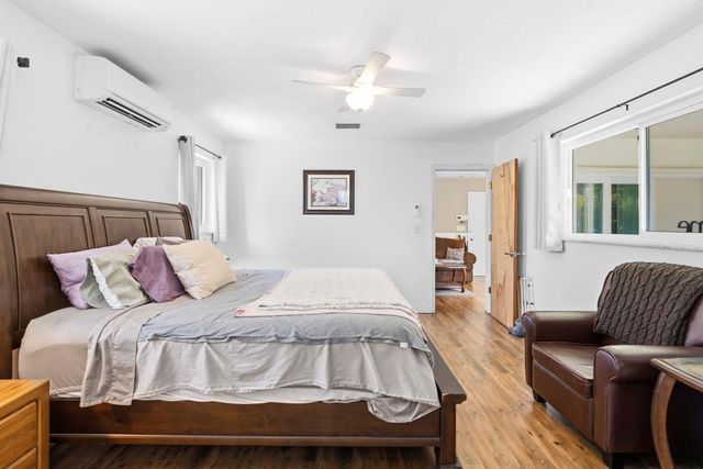 7140 NW 10th Court, Plantation, FL 33313