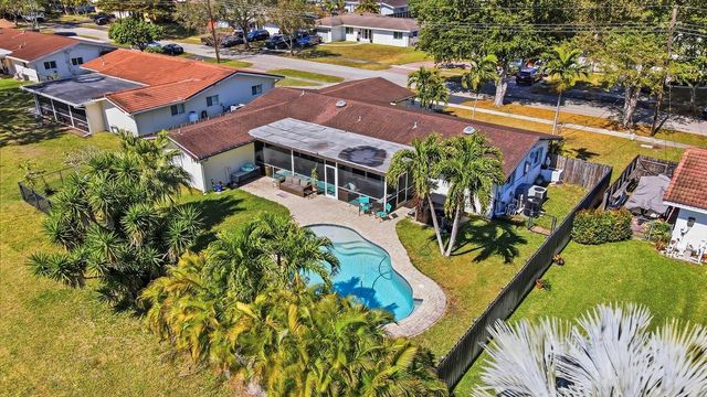 7140 NW 10th Court, Plantation, FL 33313