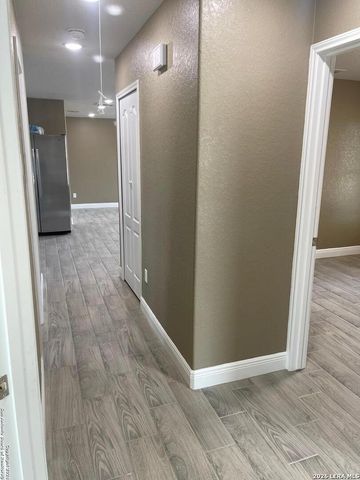 2710 HICKS AVE, San Antonio, TX 78210