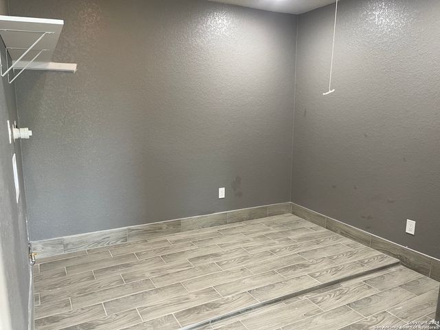 2710 HICKS AVE, San Antonio, TX 78210