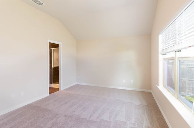 1404 Glen Garden Drive, Fort Worth, TX 76104