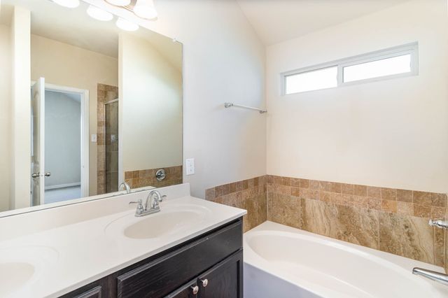 1404 Glen Garden Drive, Fort Worth, TX 76104