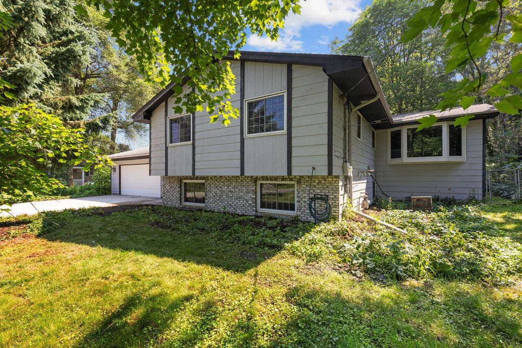 1102 10th Avenue, Newport, MN 55055